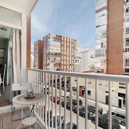 Cozy Room In Stylish Flat Just Steps From The Beach Cádiz Exteriér fotografie
